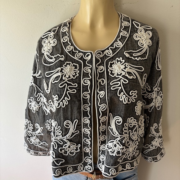 Women’s Soft Surroundings  Gray Wildwood  Cropped Embroidered Jacket Lg - Picture 2 of 7